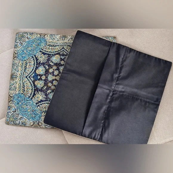 Handmade Decorative Pillow Covers – Made in Dubai 17X17 - Picture 2 of 5